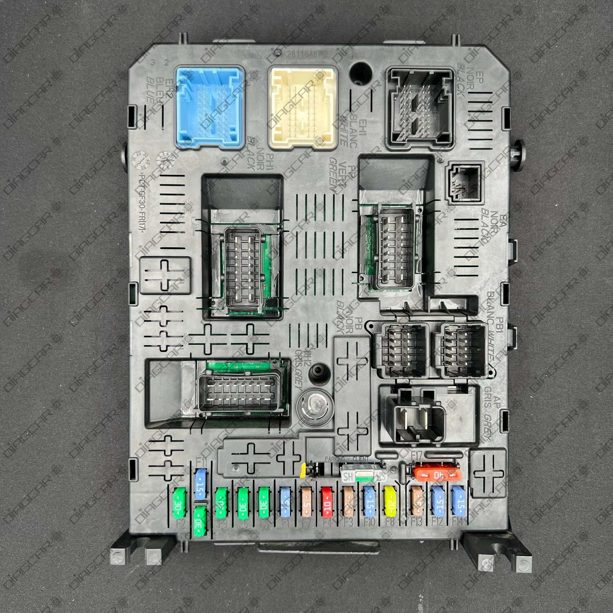 PEUGEOT 3008 987847718001 JOHNSON CONTROLS BSI04EV K04-00 280214 FOTO CARCASA by DIAGCAR