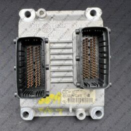 ALFA ROMEO 147 GTA 3179cc 184kw 932A000 2004 00551878160 BOSCH ME7.3.1 0261207967 FOTO CARCASA by DIAGCAR